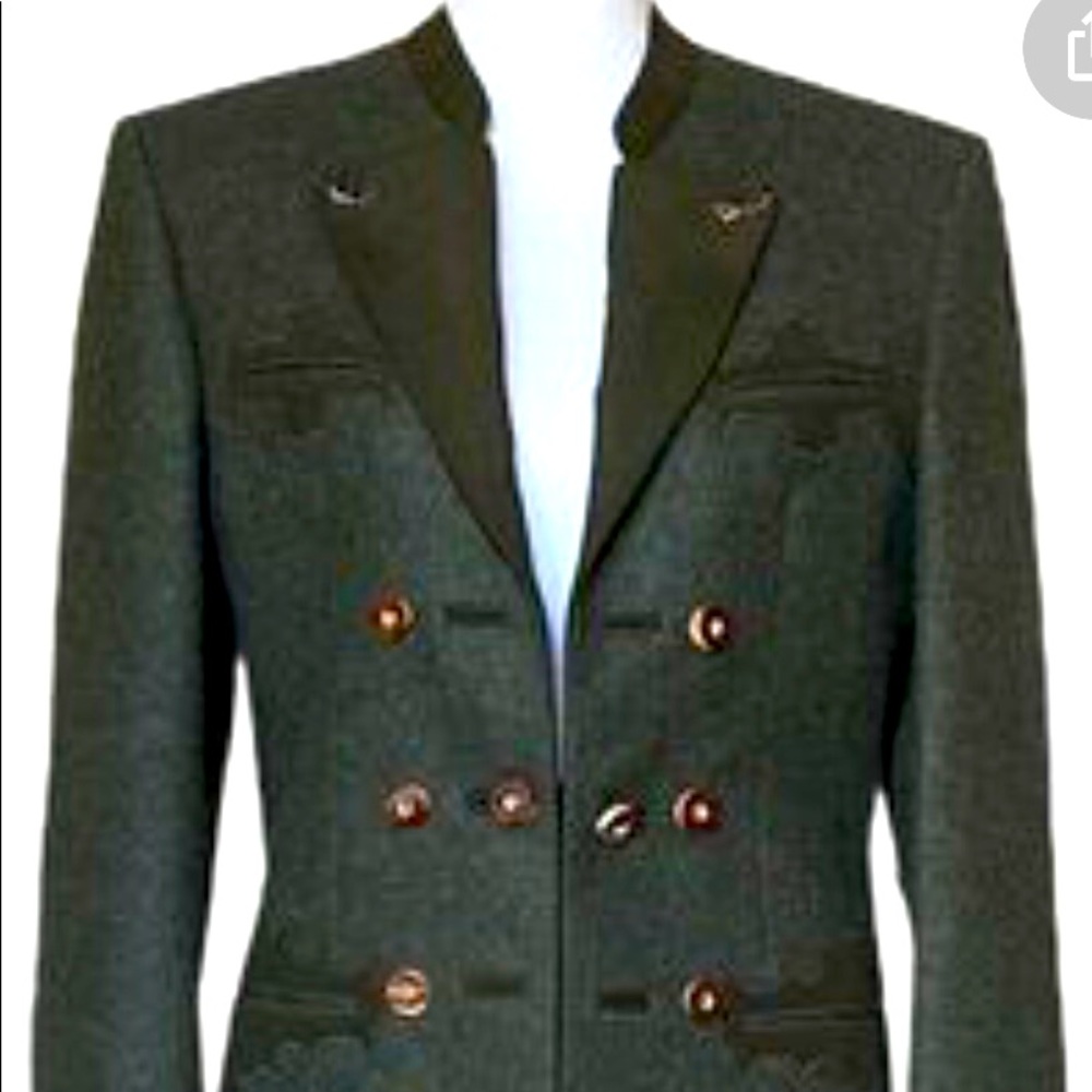 Wool blazer with Trachten look!